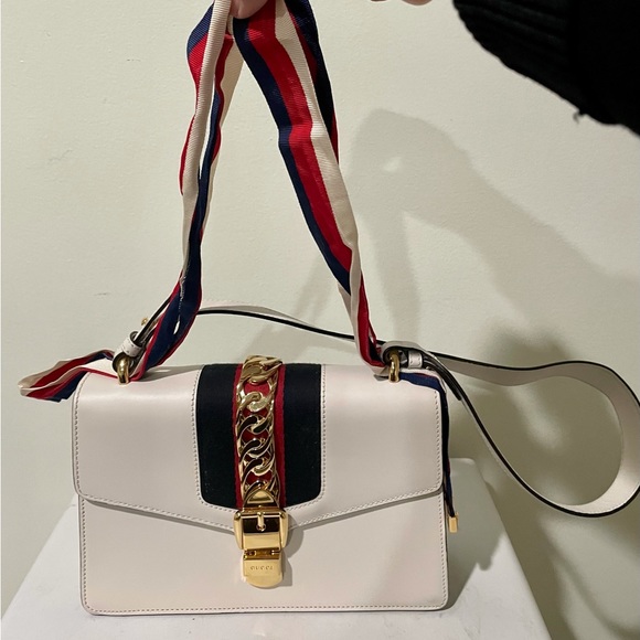 - SOLD - Authentic Gucci Handbag - Picture 8 of 12
